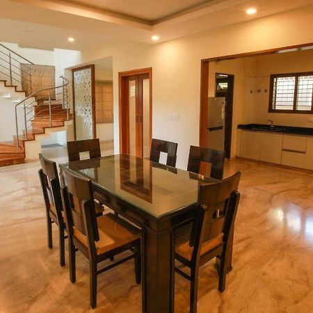 Falcon Suites Yelahanka New Town Bangalore Bagian luar foto